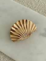 Load image into Gallery viewer, Shell Hair Claw gold