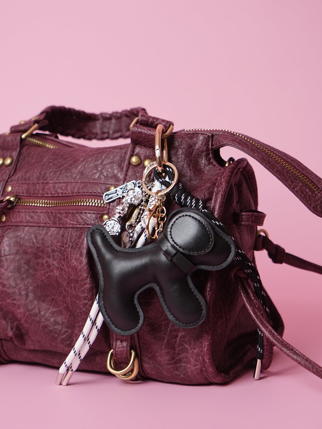 Chic Dog Bag Charm – Cute & Stylish Accessory
