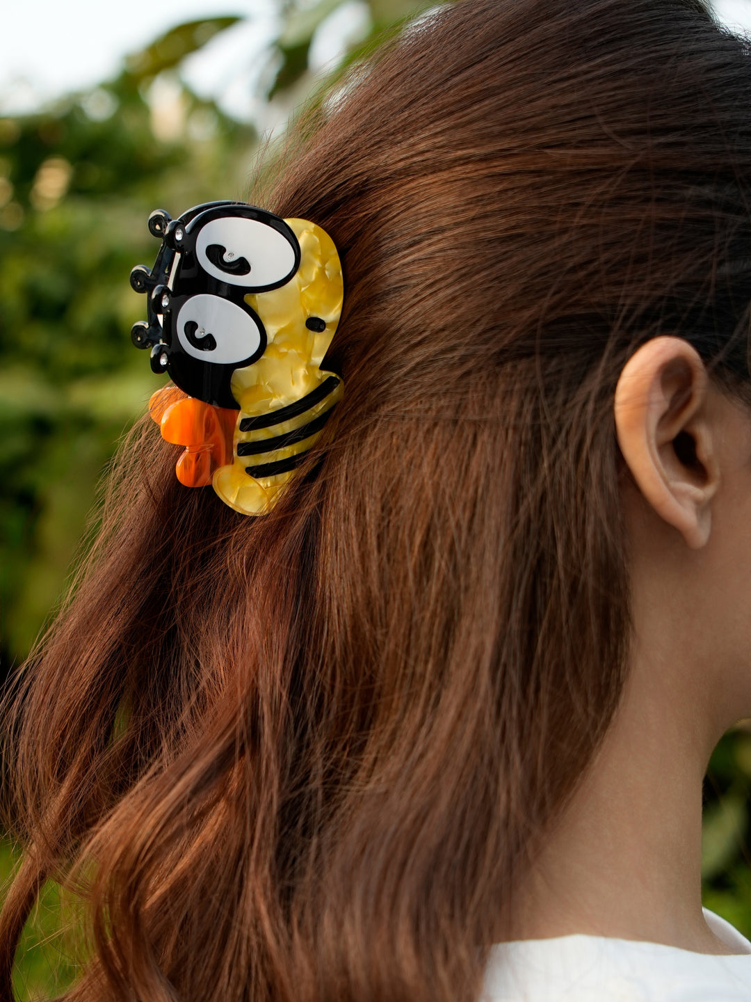 Bee-Shaped Hair Claw