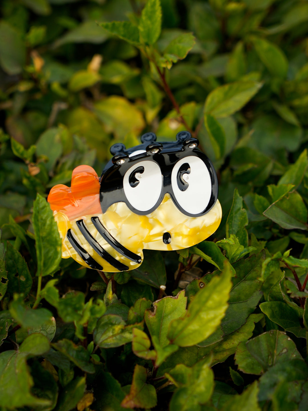 Bee-Shaped Hair Claw