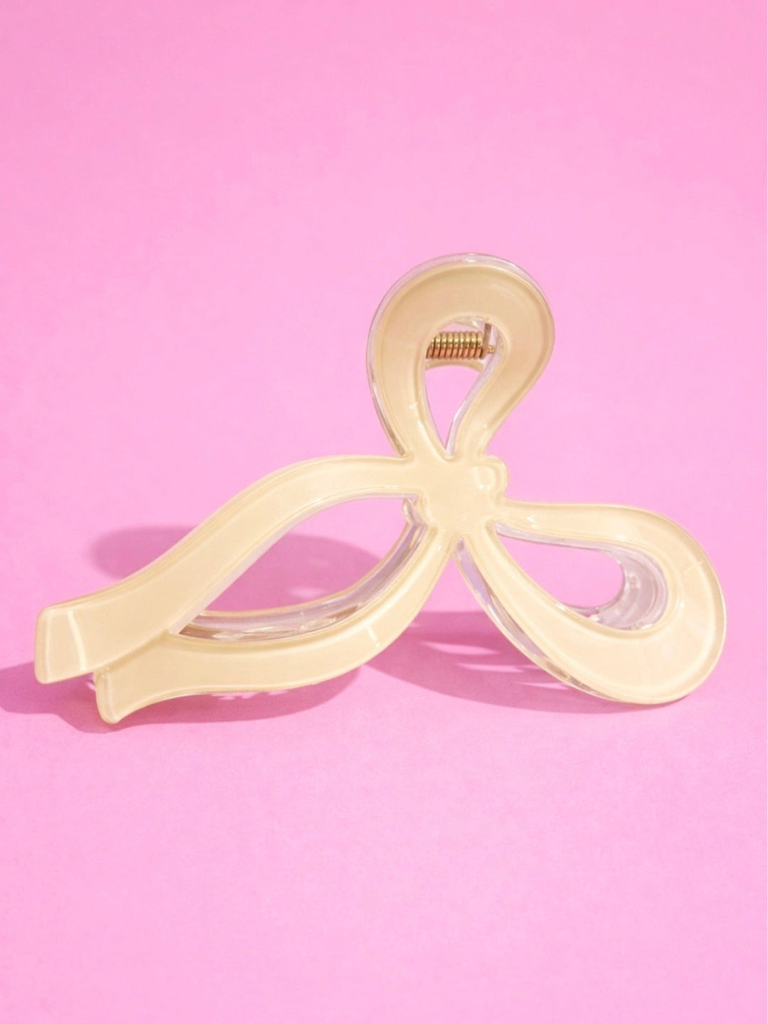 Bow Hair Claw butter yellow