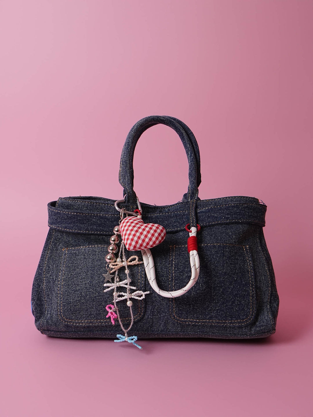 Gingham Heart & Beaded Bow Bag Charm – Red