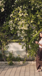 Load and play video in Gallery viewer, Brown Linen Wide Pants
